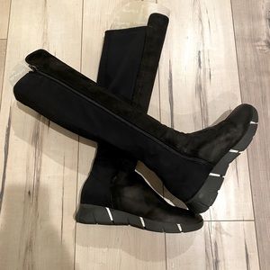 Lofina sneaker boots size 6,5.